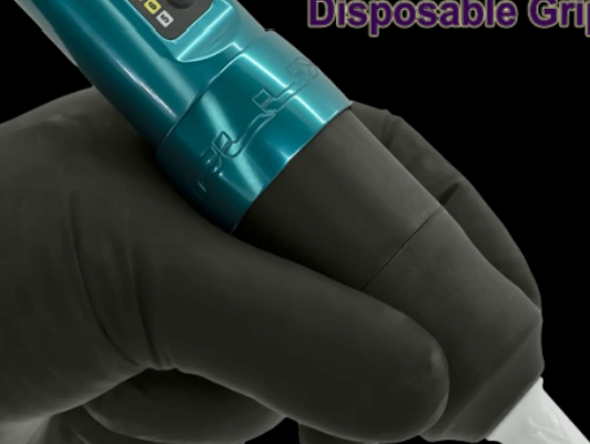 Ergonomic tattoo machine grips